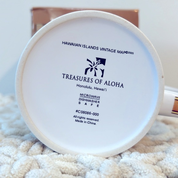 Treasures of Aloha ceramic mug - Picture 7 of 8